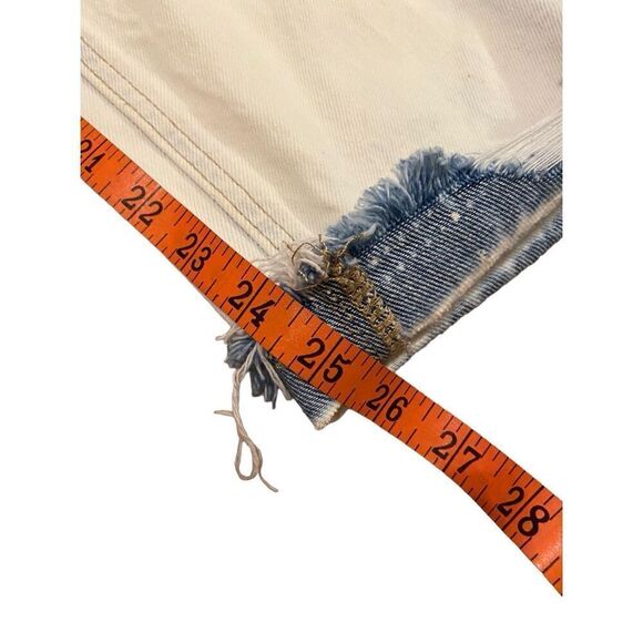 Nwt Vervet By Flying Monkey Emma Mom Lightwash Jeans Straight Leg Denim Destroye - Picture 13 of 15